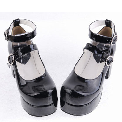 Subtly Elegant Shoes with a Refined Vintage Look