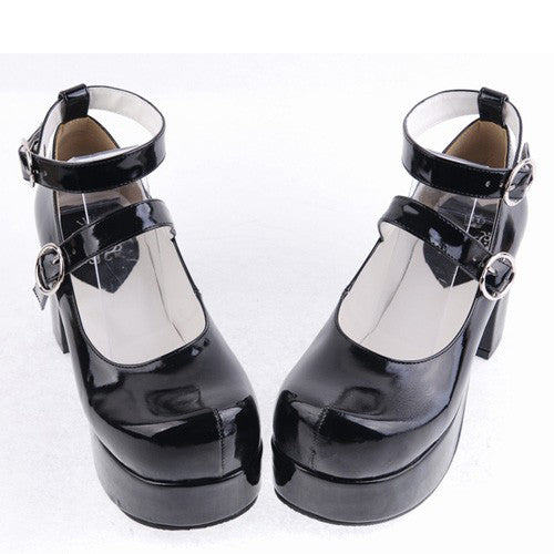 Subtly Elegant Shoes with a Refined Vintage Look