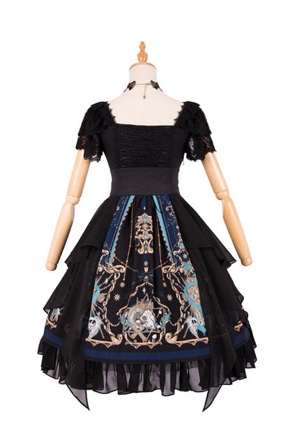 Beautifully Crafted Dress in a Classic Style