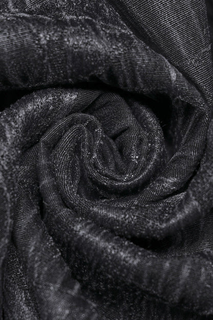 Effortlessly Elegant Pants with a Timeless Design