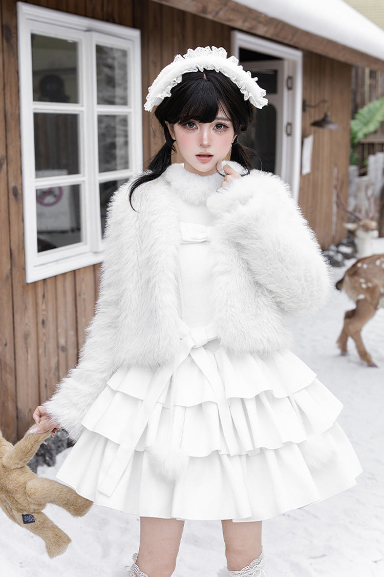 Finely Styled Dress with a Classic Vintage Look