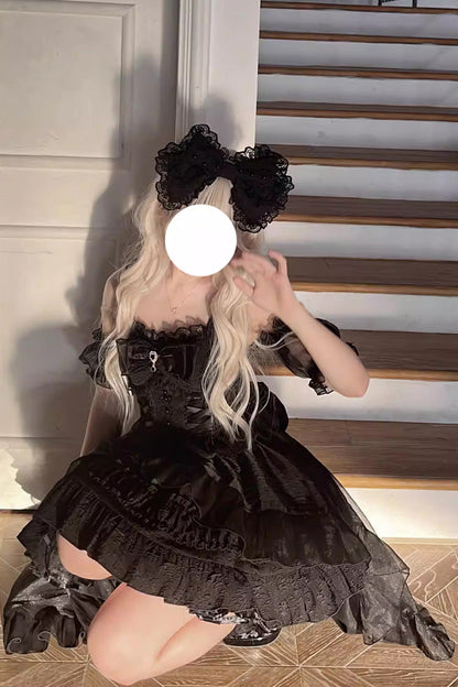 Casually Elegant Dress with a Refined Edge