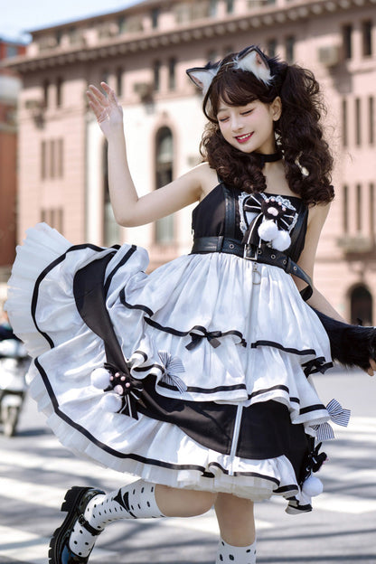 Casually Elegant Dress with a Refined Edge