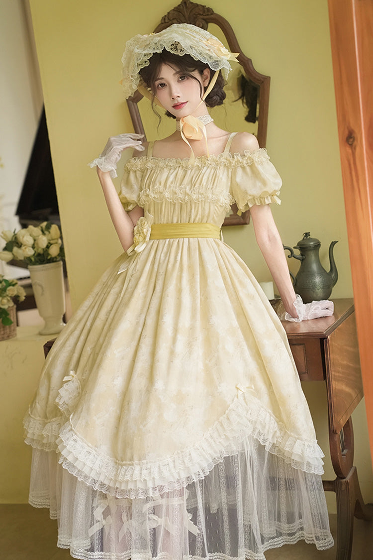 Finely Styled Dress with a Classic Vintage Look