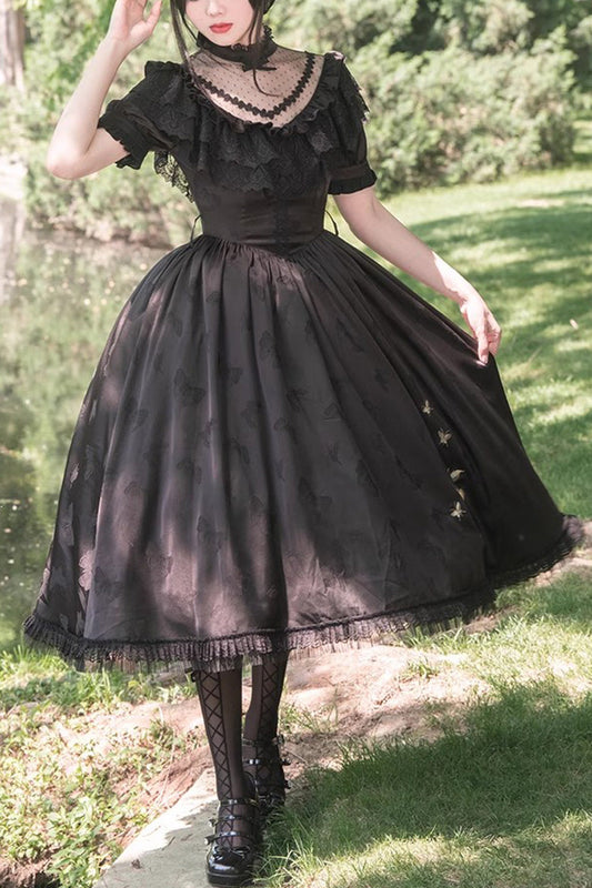 Classic Vintage Dress with a Flattering Fit