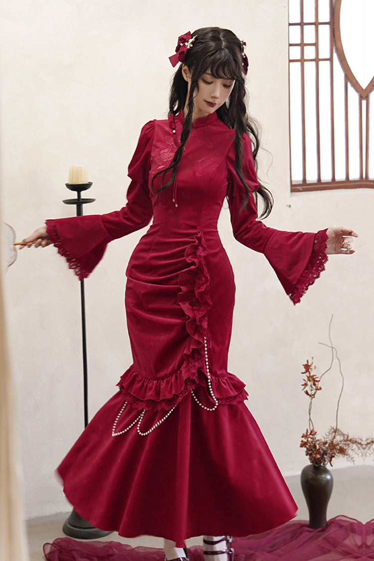Beautifully Crafted Dress in a Classic Style