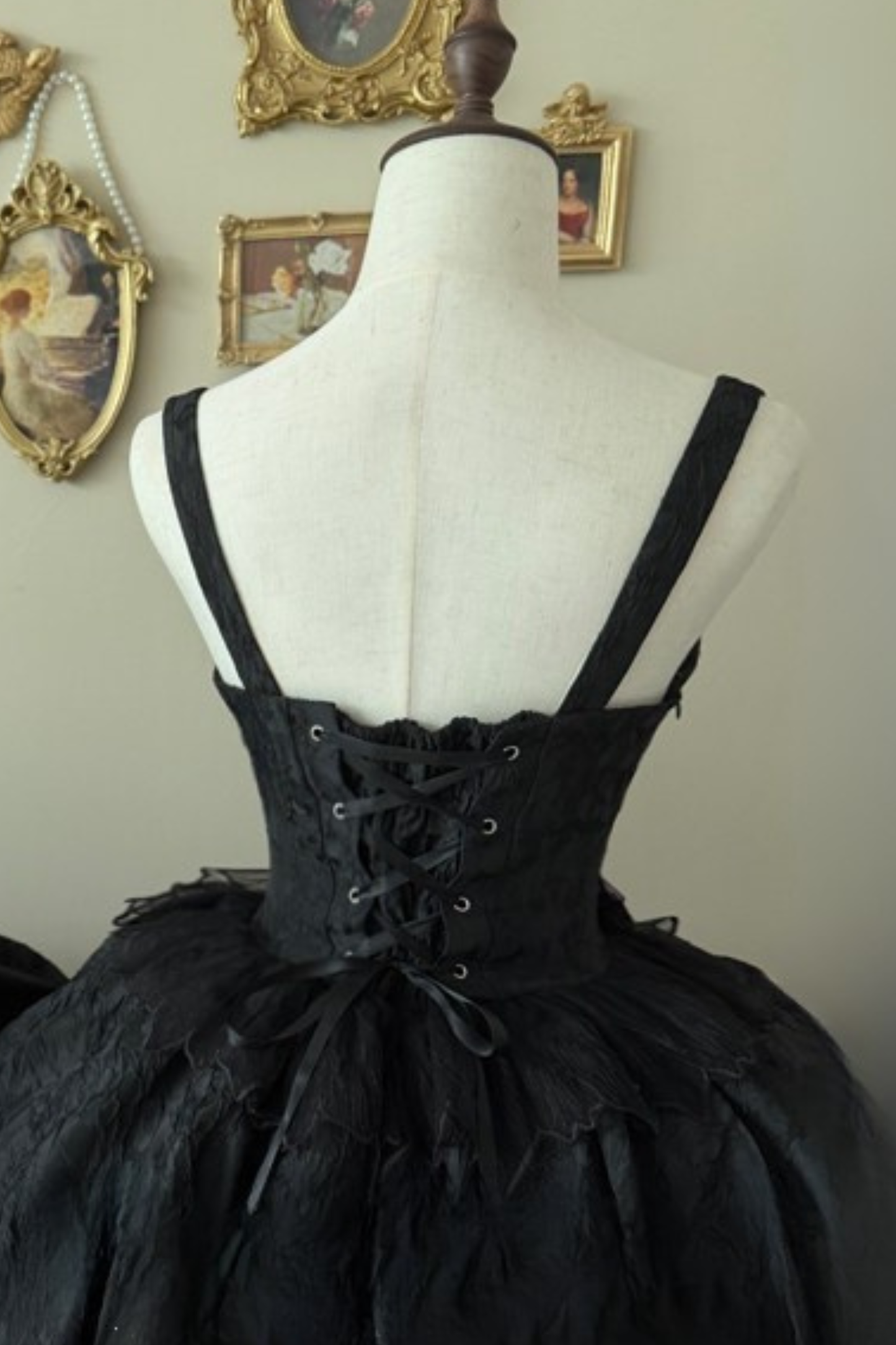 [pre-order Deadline: April 28] Purple X Black Gothic Lolita Corset Layered Jsk Dress + Off-shoulder Lace Puff Top