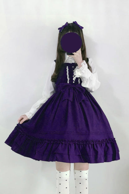 Finely Styled Dress with a Classic Vintage Look