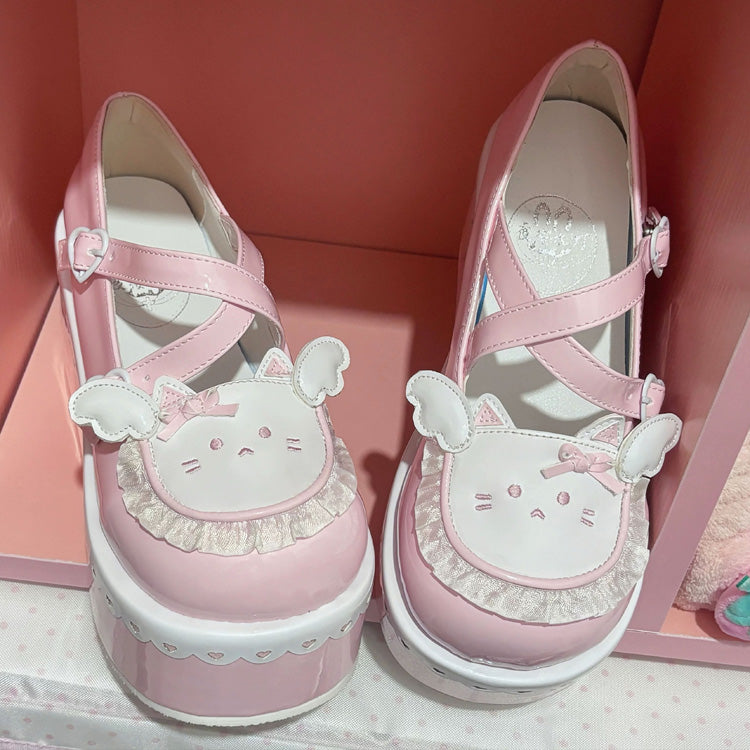 Elegantly Styled Shoes for Everyday Wear