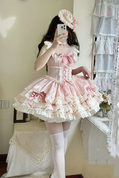 Subtly Elegant Dress with a Refined Vintage Look