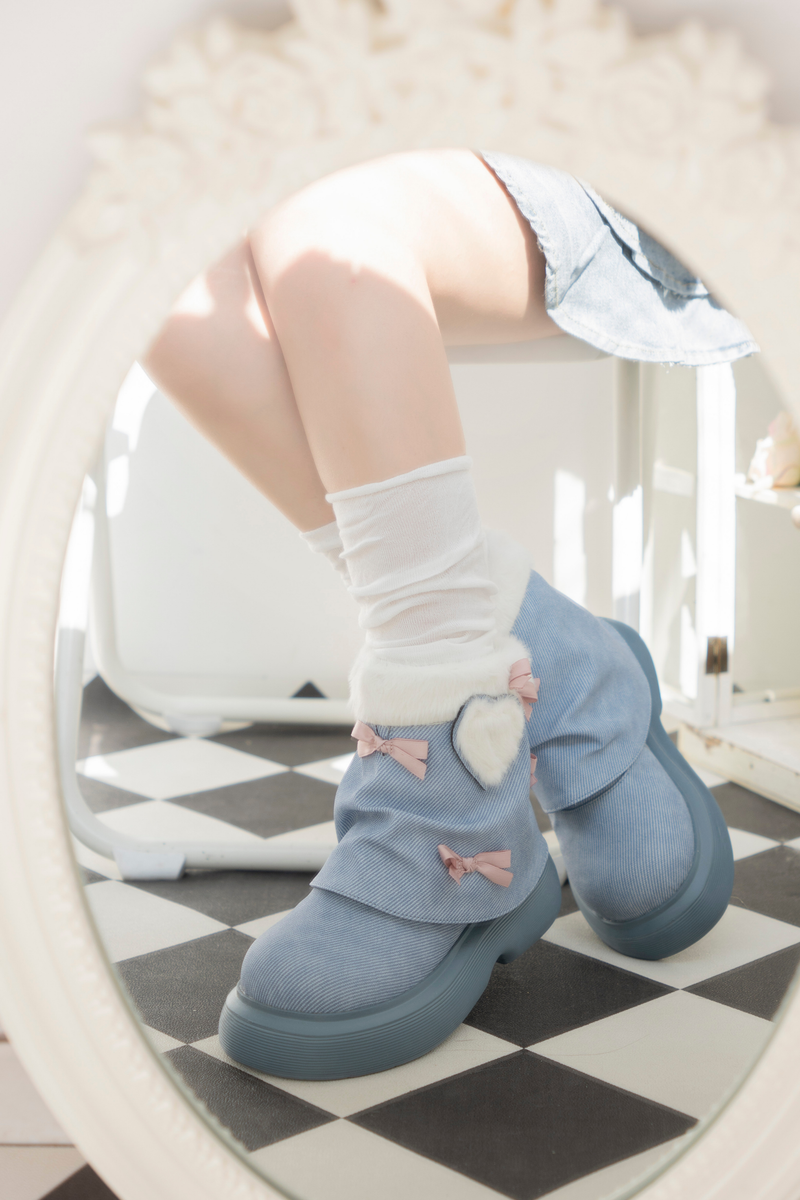 Velvet Ribbon Heart Short Boots