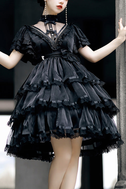 Finely Styled Dress with a Classic Vintage Look
