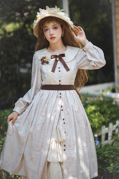 Subtly Elegant Dress with a Refined Vintage Look