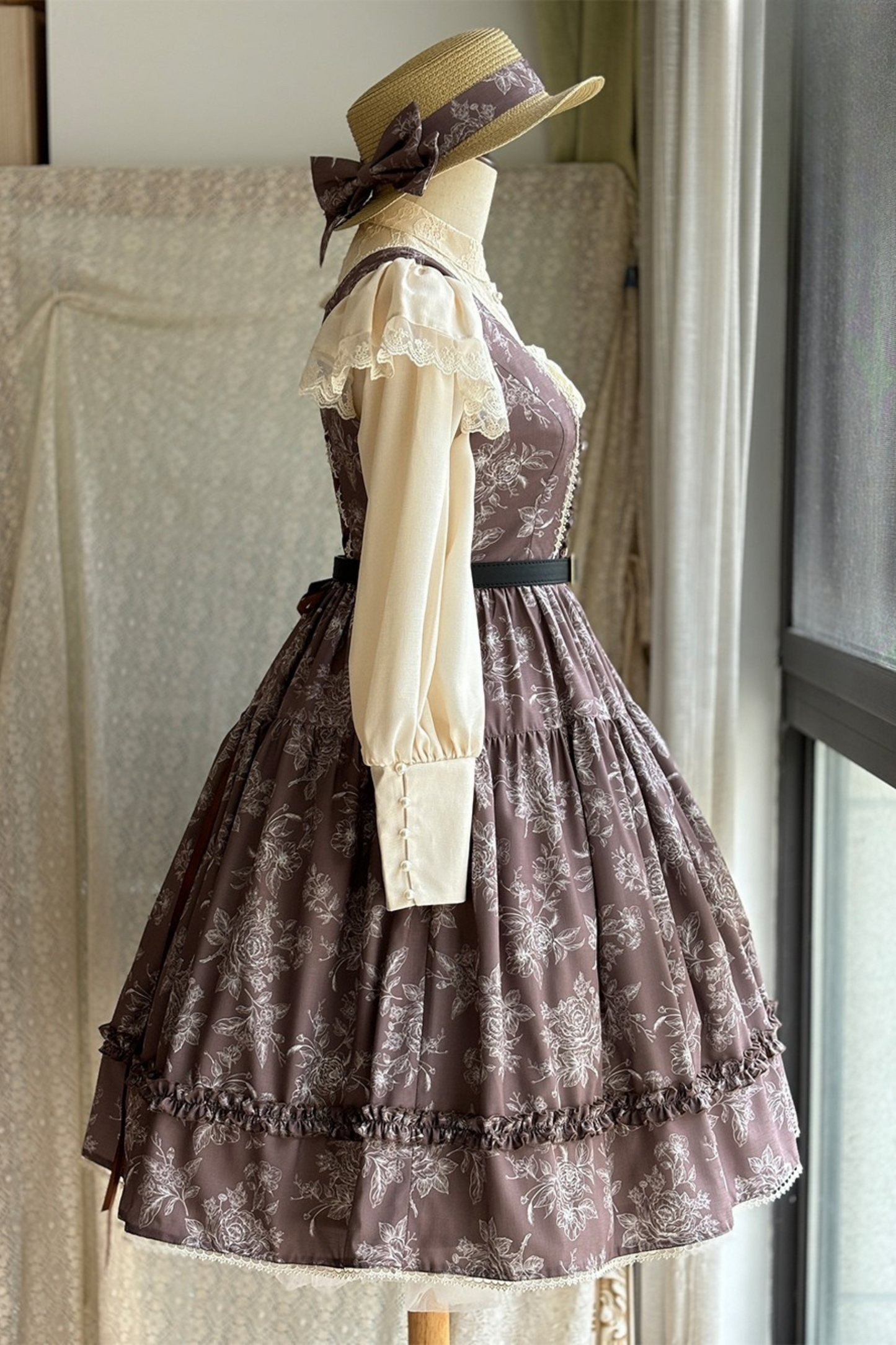 Sketch Wild Rose Lolita Jumper Skirt