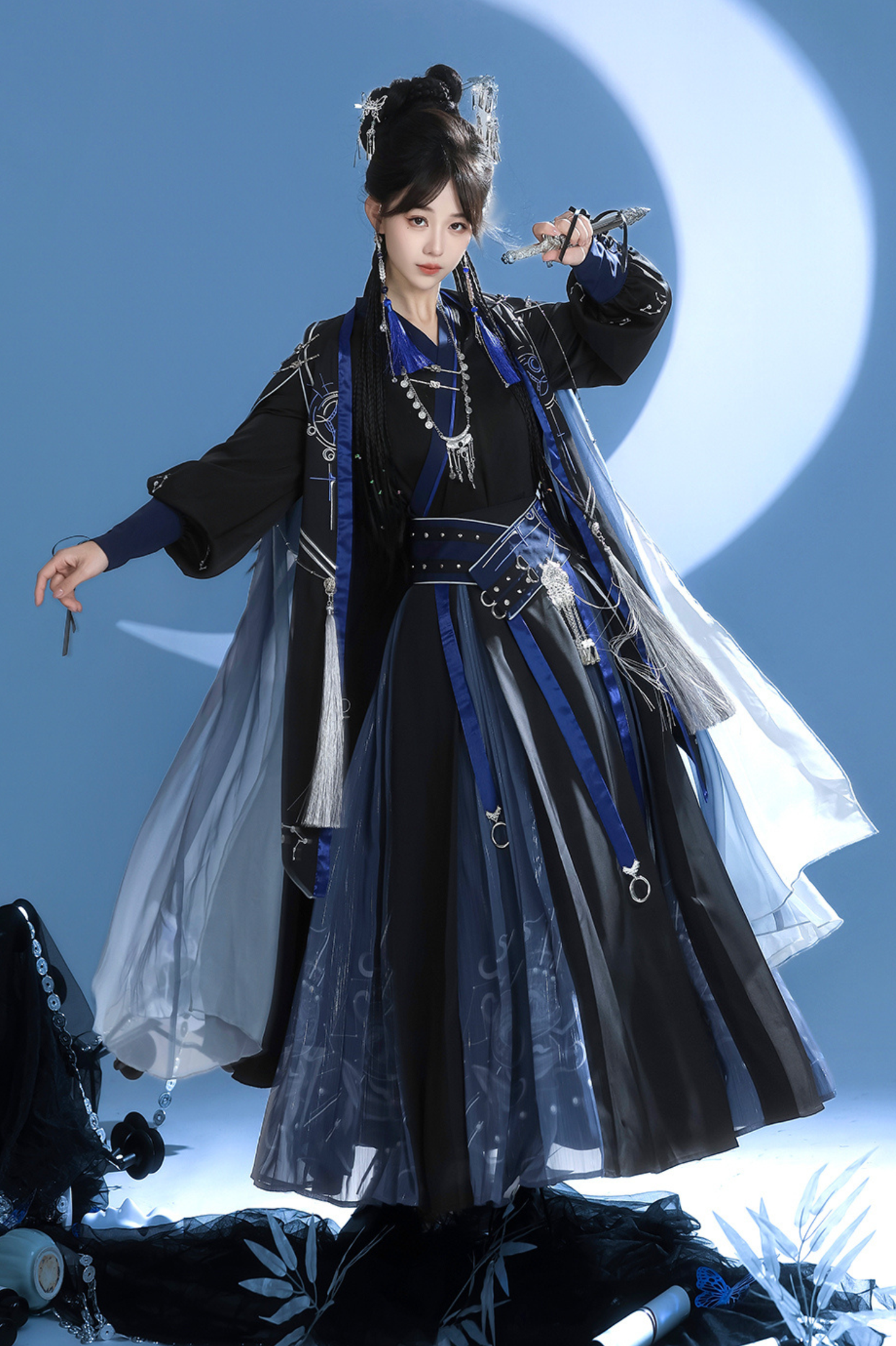 Dark Chinese-style Hooded Top + Belt + Cape + Necklace + Skirt