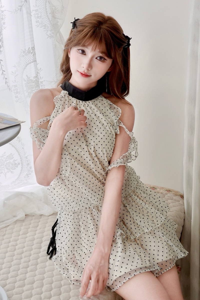 Off Shoulder Polka Dot Ribbon Dress