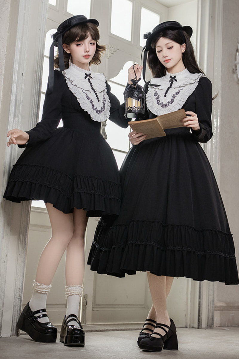 Gothic Dress + Fake Collar + Hat