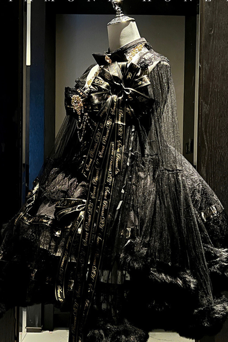 Golden Gothic Dress + Choker + Sleeve + Badge