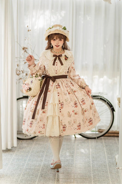Subtly Elegant Dress with a Refined Vintage Look