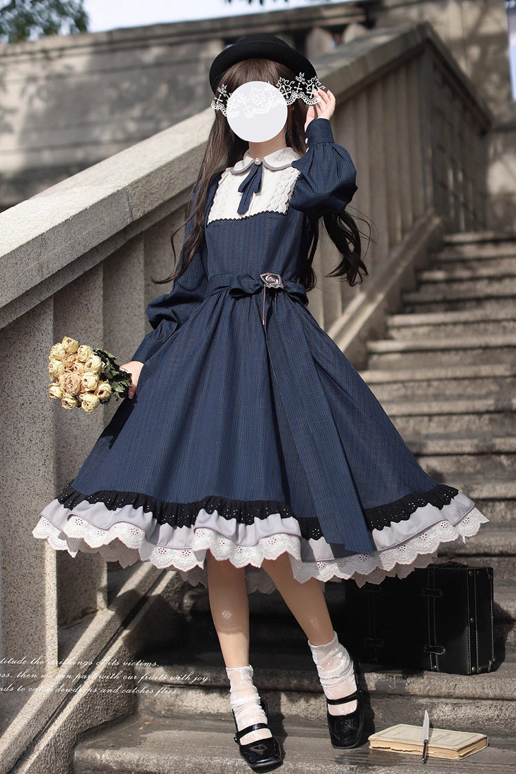 Sophisticated Dress with a Clean Classic Look