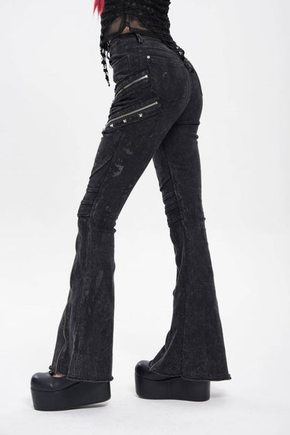 Thoughtfully Designed Pants in a Timeless Style