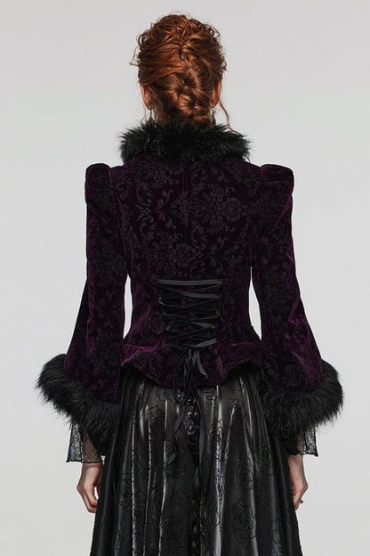 Beautifully Finished Coat in a Timeless Design