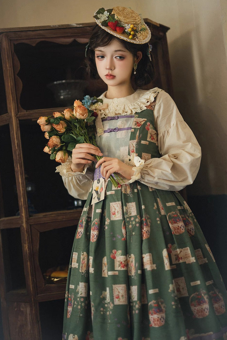 Classic Vintage Dress with a Flattering Fit