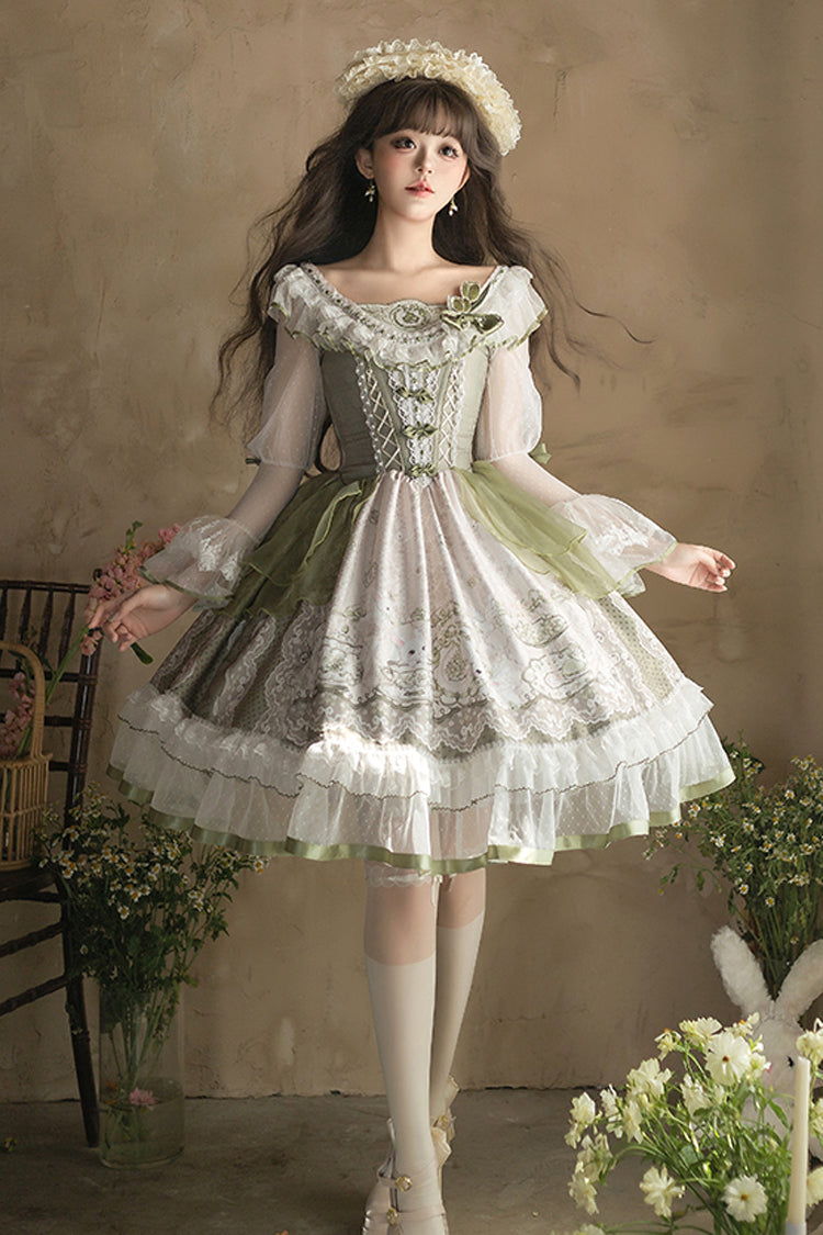 Subtly Elegant Dress with a Refined Vintage Look