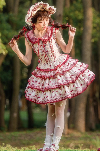 Beautifully Finished Garment in a Timeless Design