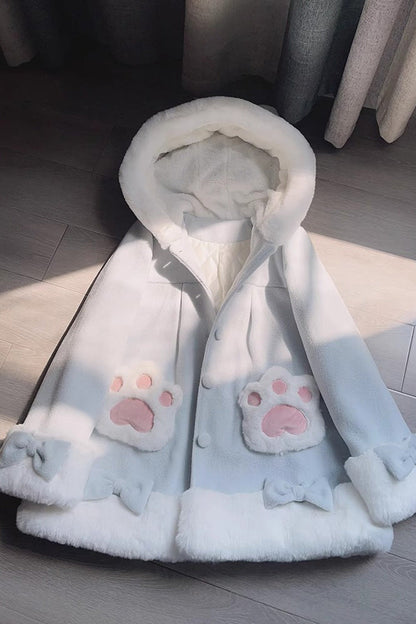Casually Elegant Coat with a Refined Edge