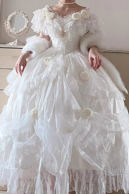 Classic Vintage Dress with a Flattering Fit