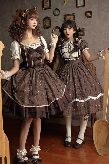 Finely Styled Dress with a Classic Vintage Look