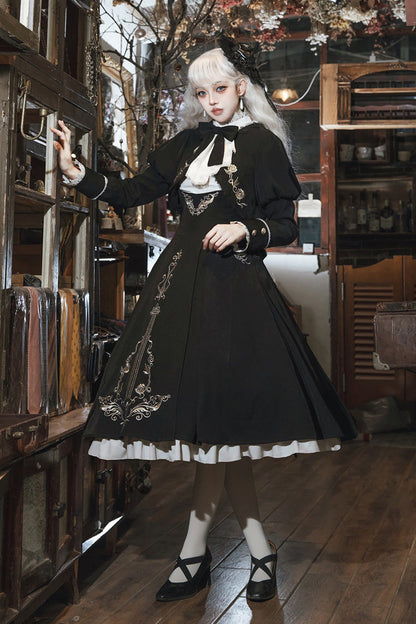 Effortlessly Elegant Dress with a Timeless Design