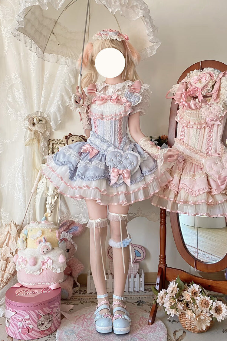 Finely Styled Dress with a Classic Vintage Look