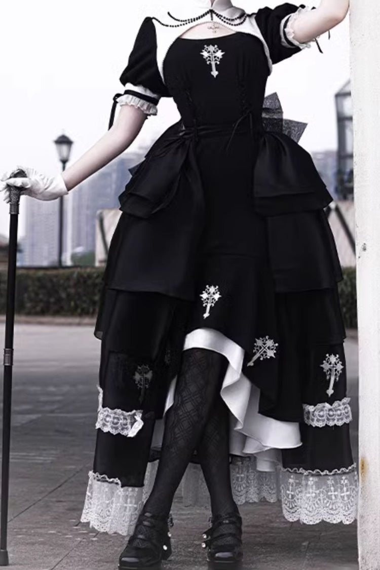 Finely Styled Dress with a Classic Vintage Look