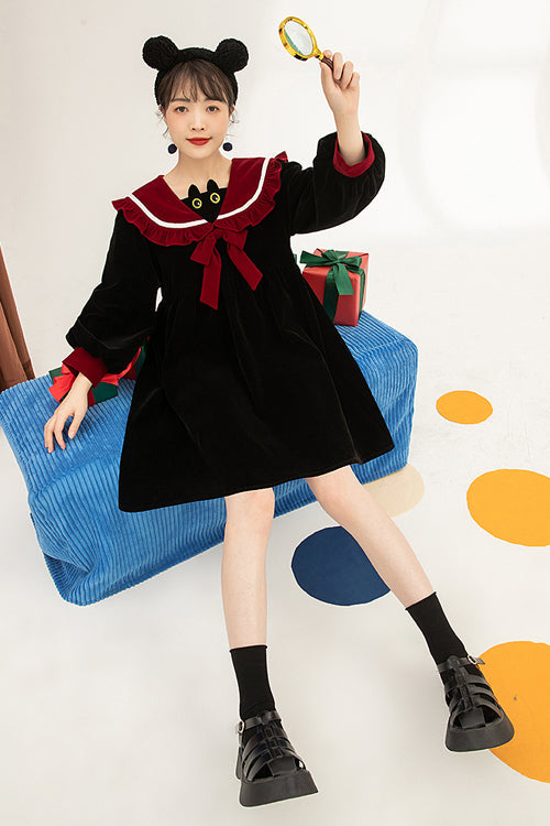 Classic Vintage Dress with a Flattering Fit