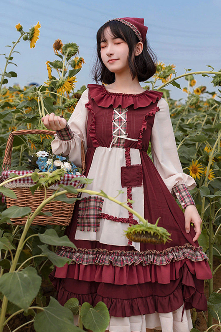 Finely Styled Dress with a Classic Vintage Look