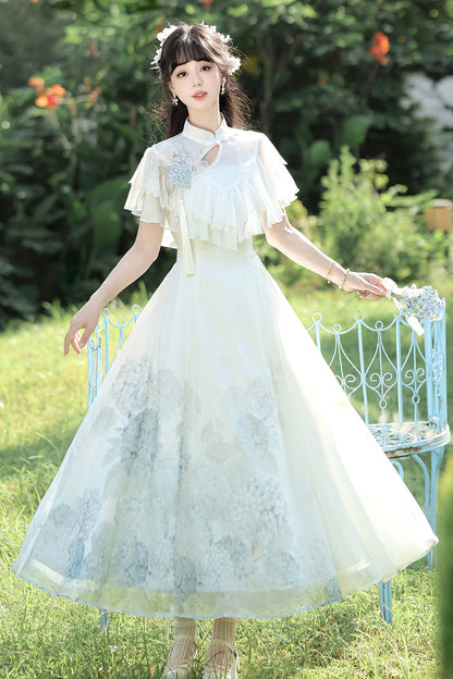 Finely Styled Dress with a Classic Vintage Look