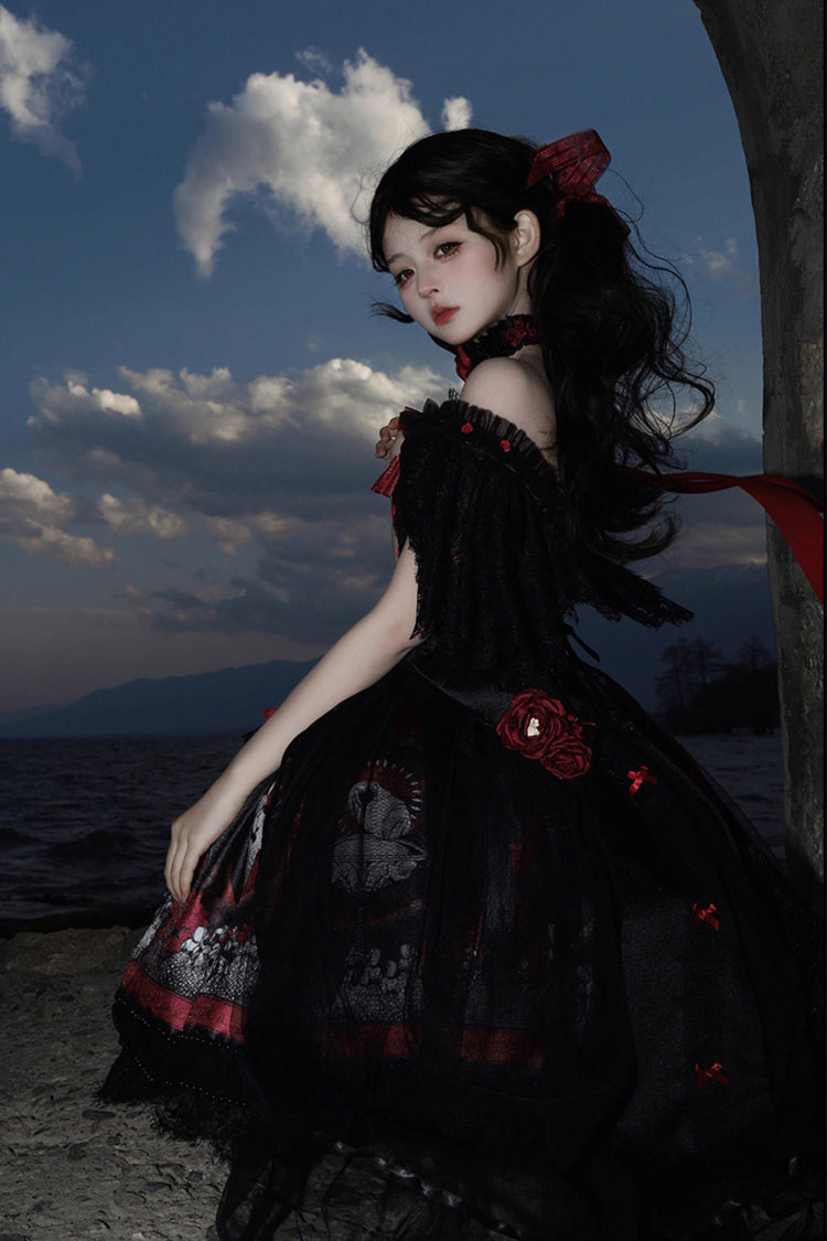 Finely Styled Dress with a Classic Vintage Look