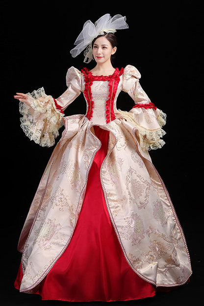 Finely Styled Dress with a Classic Vintage Look