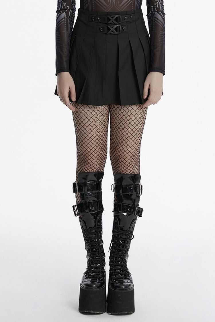 Casually Elegant Garment with a Refined Edge