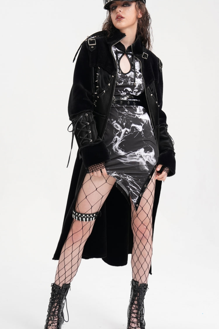 Effortlessly Elegant Coat with a Timeless Design