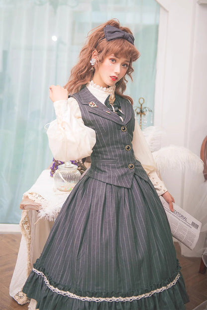 Beautifully Finished Garment in a Timeless Design