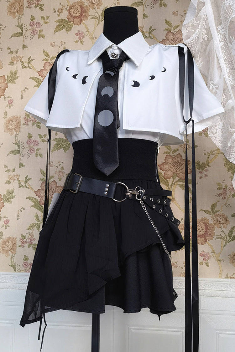 Beautifully Finished Blouse in a Timeless Design
