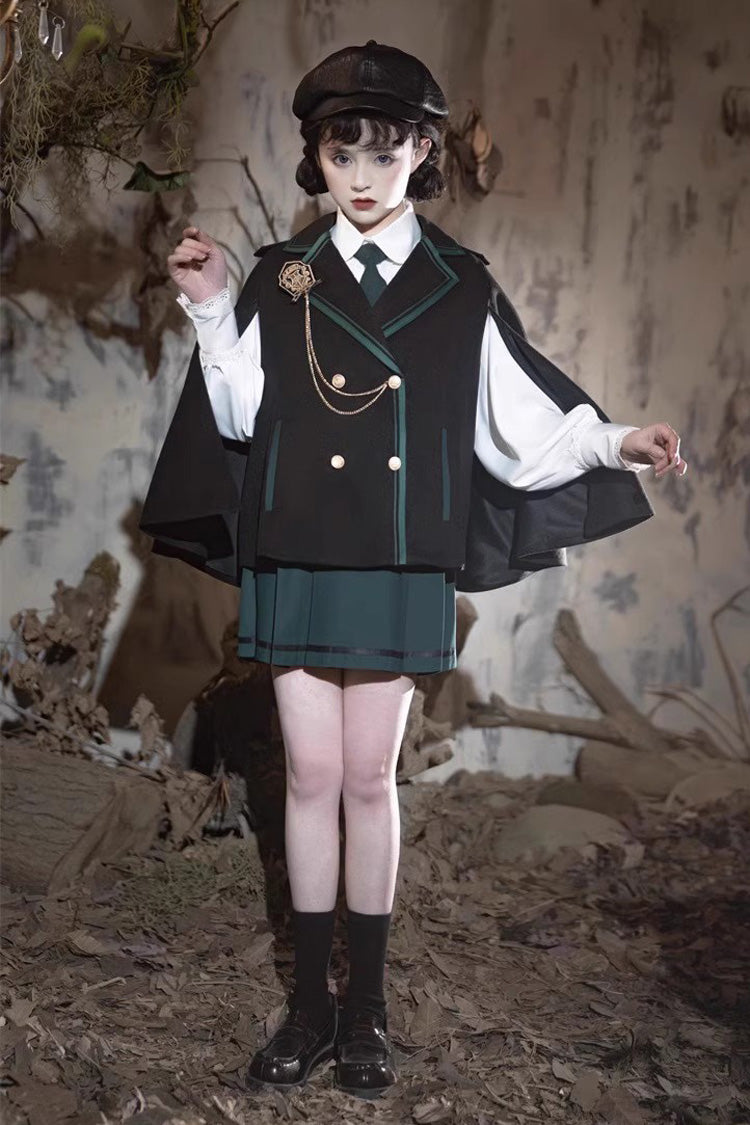 Casually Elegant Garment with a Refined Edge