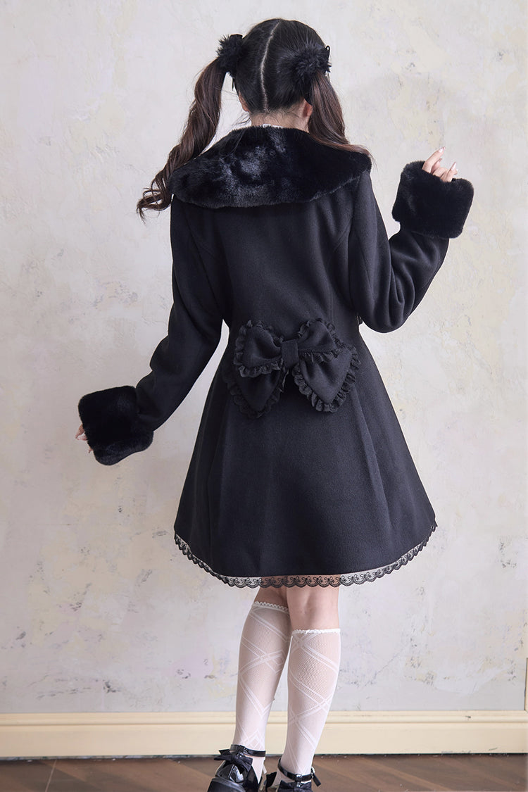 Effortlessly Elegant Coat with a Timeless Design