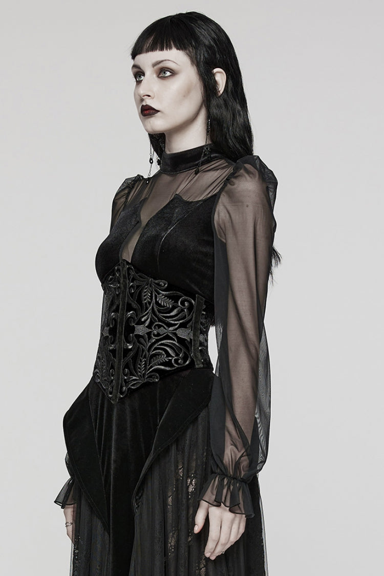 Finely Styled Garment with a Classic Vintage Look