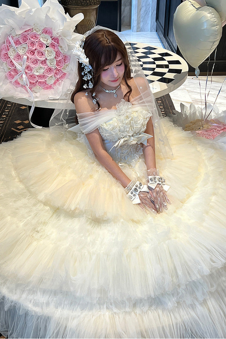Subtly Elegant Dress with a Refined Vintage Look