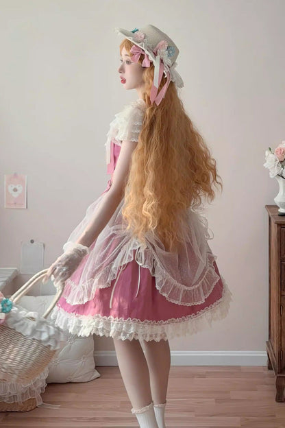 Finely Styled Dress with a Classic Vintage Look