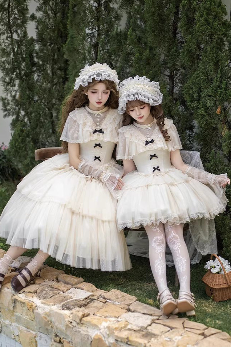 Finely Styled Dress with a Classic Vintage Look